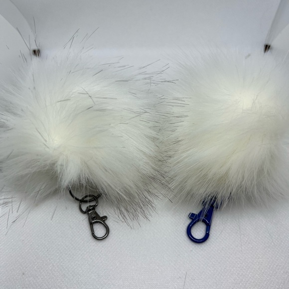 Pompoms 2 for $20 get 2 FREE!! Lots of colors. - Picture 12 of 16